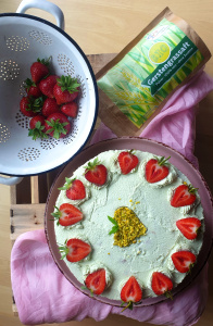 Buckwheat cake with barley grass juice powder