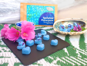 Blue spirulina shower gel in molds