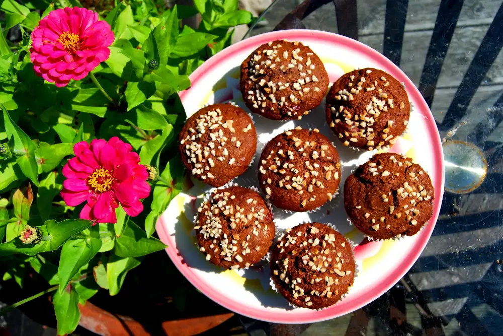 Muffins with cherries